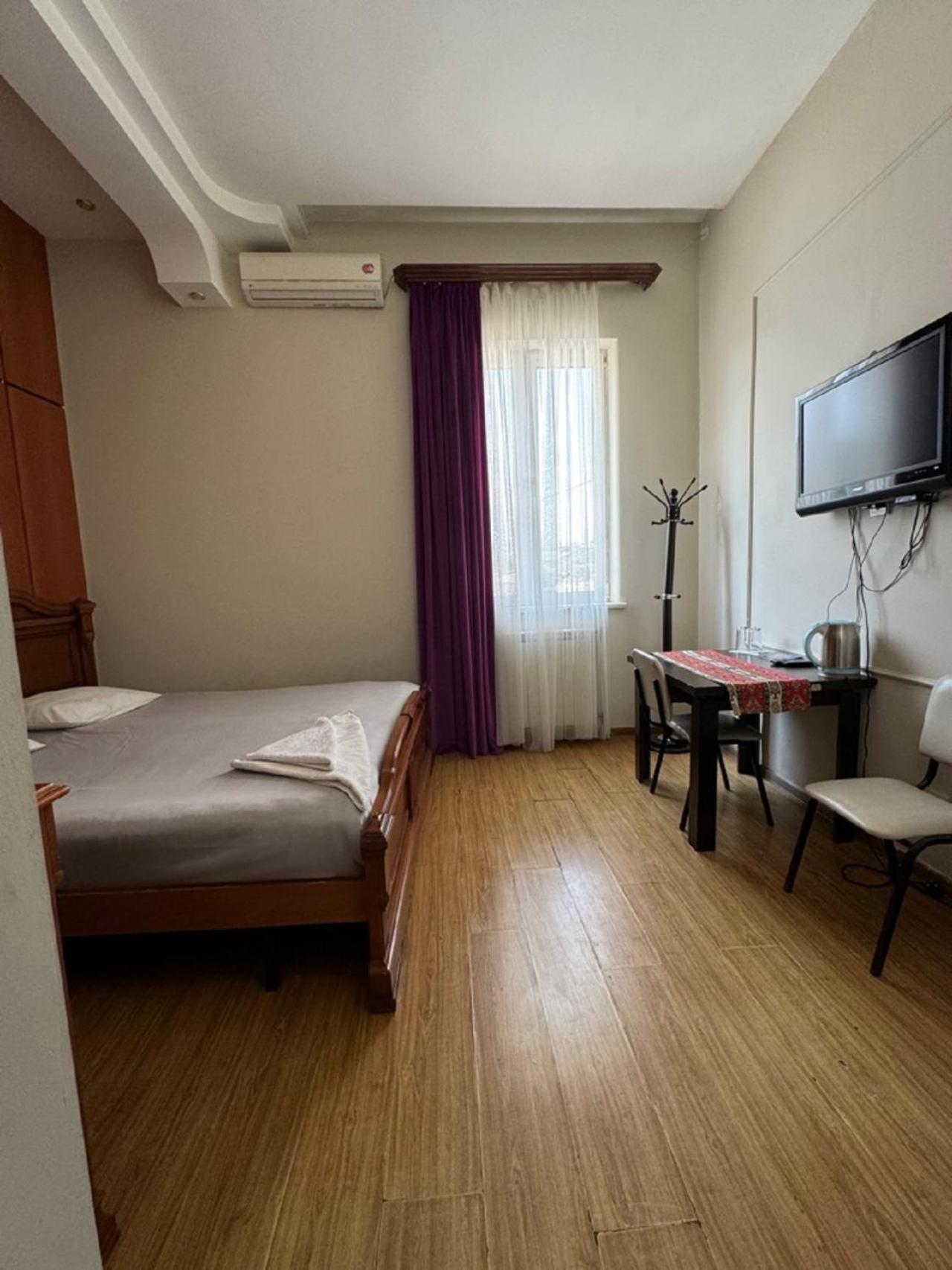 New Bella Hotel Yerevan Ngoại thất bức ảnh