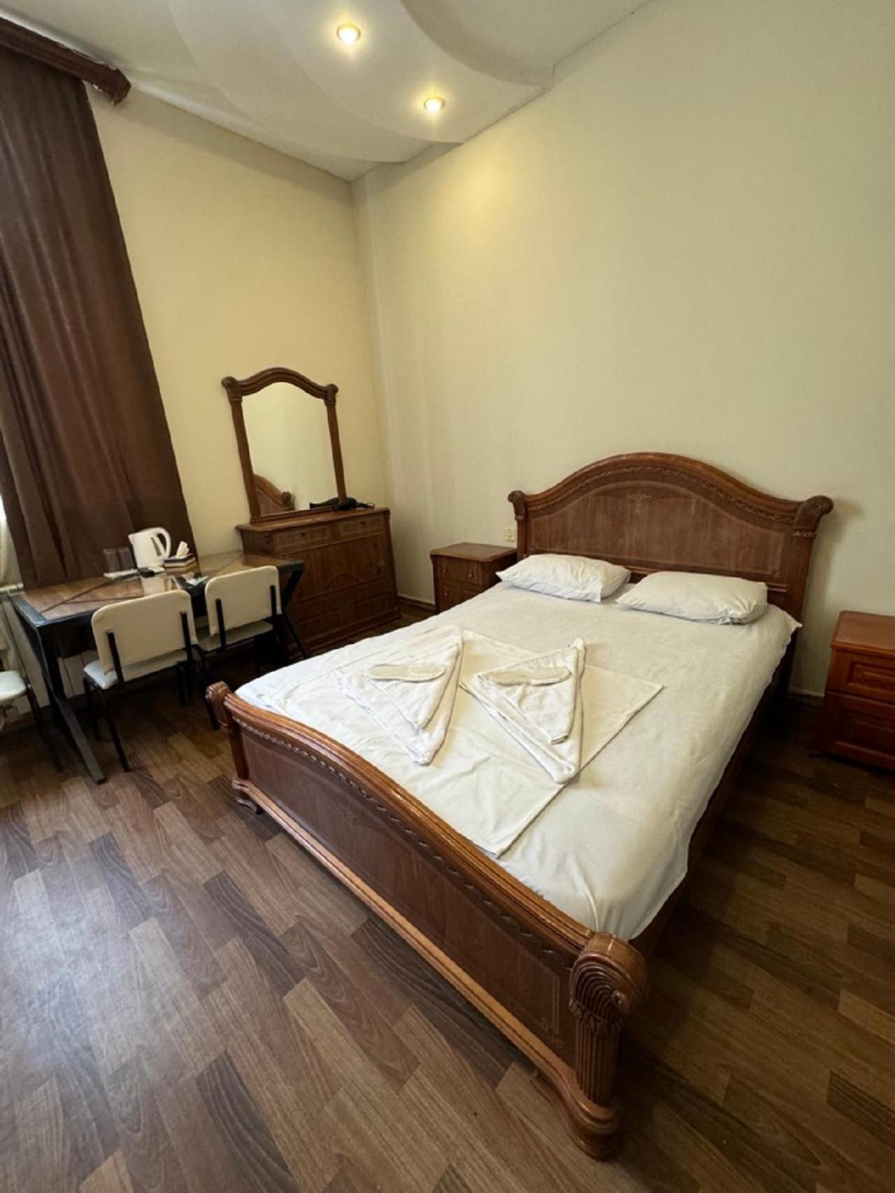 New Bella Hotel Yerevan Ngoại thất bức ảnh