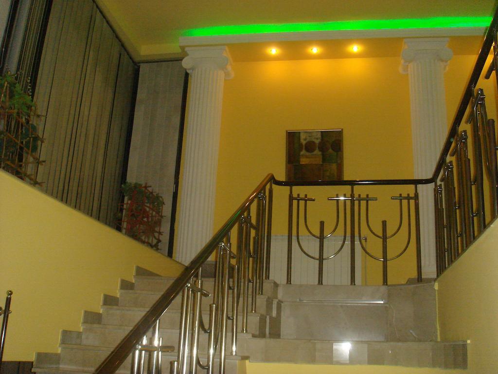 New Bella Hotel Yerevan Ngoại thất bức ảnh